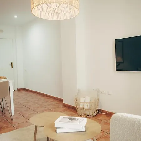 Azure Beachside - 50m From The Apartment
